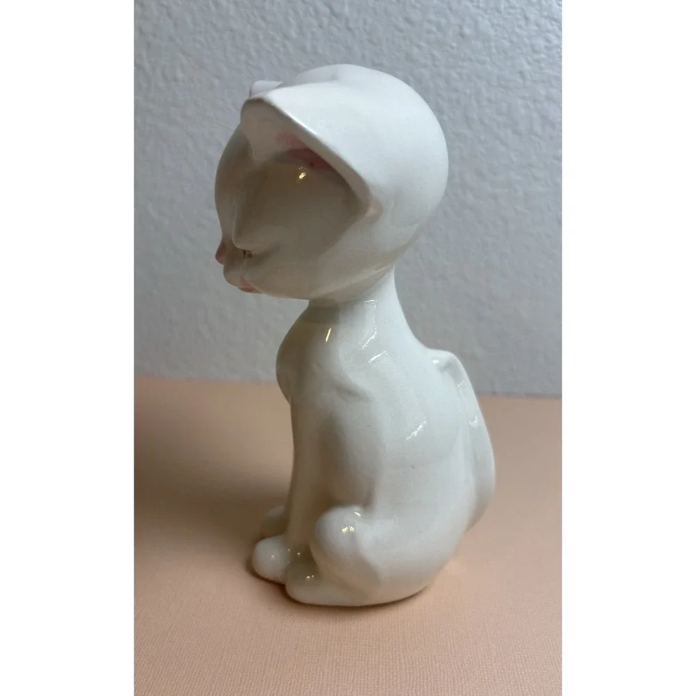 Vintage White Ceramic Cat Figurine Pink Nose Big Eyes Mid Century 7